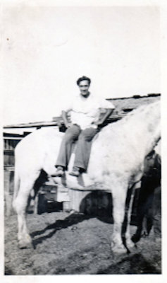 Dad and old Tom, Biola Place, August 1938